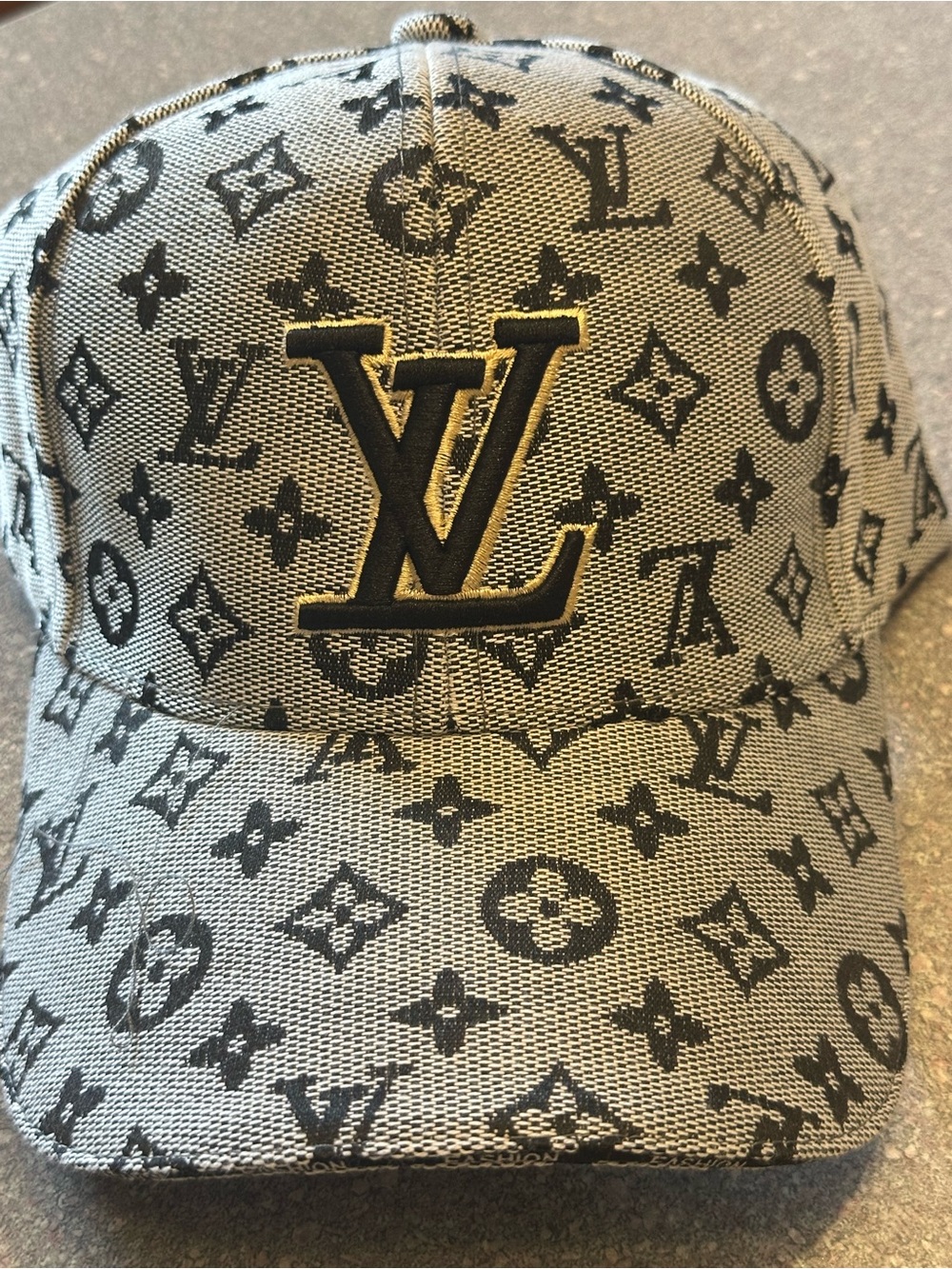Buyers choice hats - Picture 13 of 16